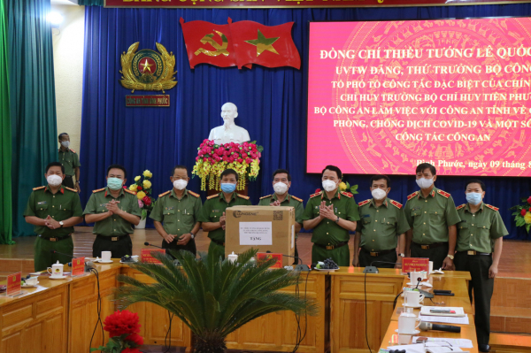 Thứ trưởng Bộ Công an Lê Quốc Hùng làm việc tại Công an tỉnh Bình Phước về phòng, chống dịch bệnh COVID-19 -0