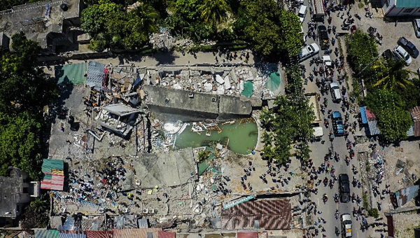 Haiti đổ nát sau thảm kịch động đất -2