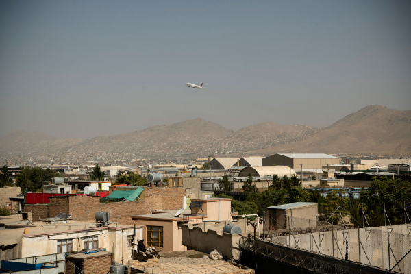 Hỗn loạn tại sân bay Kabul, 5 người thiệt mạng -0
