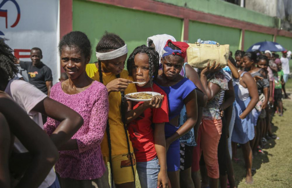 Đau lòng cảnh khốn khổ của người dân Haiti sau trận động đất kinh hoàng -5