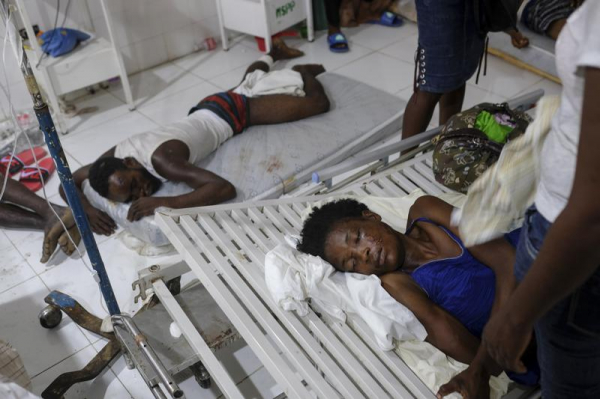 Đau lòng cảnh khốn khổ của người dân Haiti sau trận động đất kinh hoàng -9