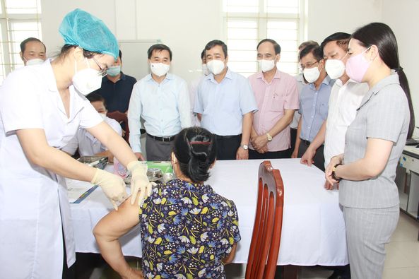 Tiêm thử nghiệm lâm sàng giai đoạn 2 vaccine COVIVAC cho 131 tình nguyện viên tại Thái Bình -0