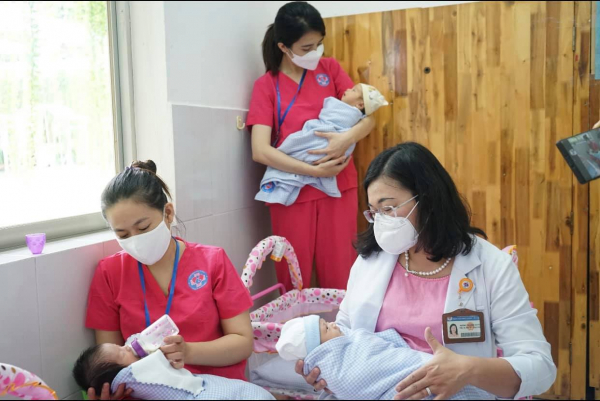 Khánh thành Trung tâm H.O.P.E chăm sóc trẻ sơ sinh có mẹ nhiễm COVID-19 -0