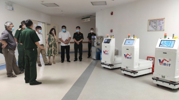 HCMC deploys VIBOTs in the fight against COVID-19 -0