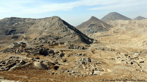 Ai chia “Miếng bánh” tài nguyên ở Afghanistan? -0