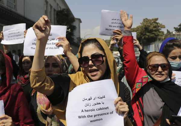 Phụ nữ Afghanistan xuống đường biểu tình -0