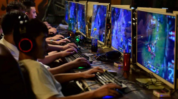 Trung Quốc mạnh tay ngăn chặn chứng nghiện trò chơi trực tuyến ở trẻ em -0