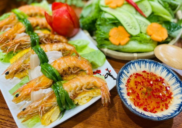 A typical Vietnamese shrimp dish -0