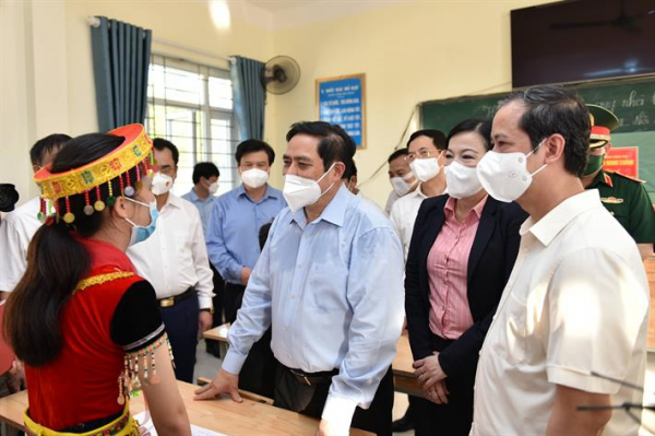 Thủ tướng Phạm Minh Chính thăm, động viên học sinh, giáo viên đầu năm học mới -0