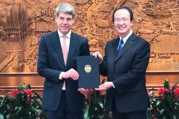 Tân Đại sứ Đức tại Trung Quốc đột tử -0