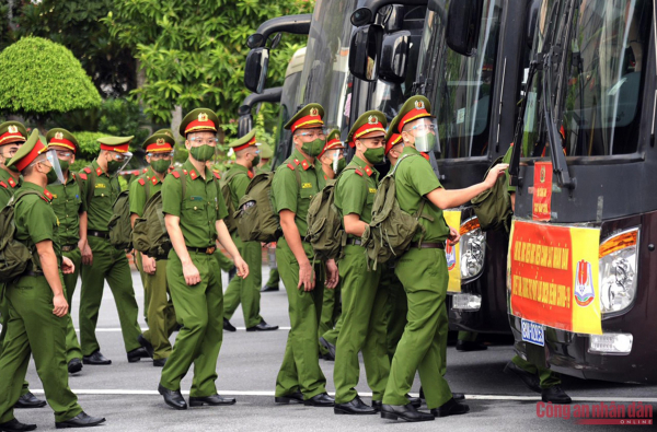 Học viện CSND tiếp tục chi viện lực lượng vào Nam chống dịch -6