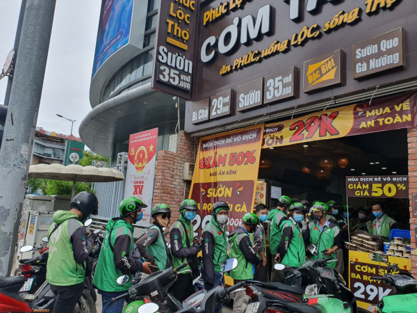 TP Hồ Chí Minh cho bán đồ ăn uống mang về, giao hàng qua shiper   -0