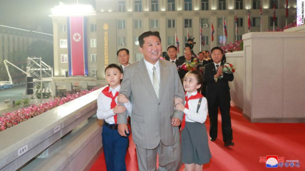 Triều Tiên duyệt binh hoành tráng mừng Quốc khánh -0
