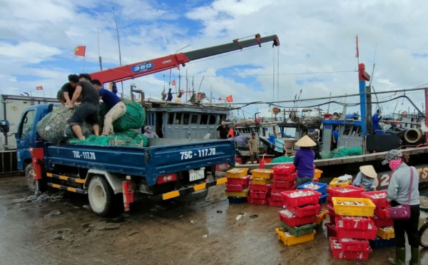 Huế lên phương án sơ tán dân tránh bão số 5, đảm bảo an toàn phòng dịch -0