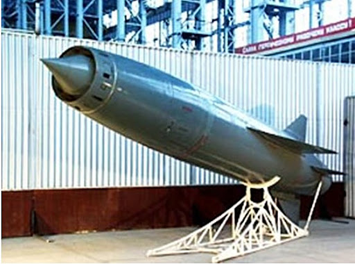 Tàu ngầm hạt nhân Nga thử tên lửa diệt tàu sân bay ở Bắc Cực -0