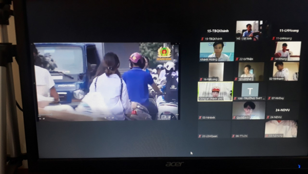 Công an TP Hà Tĩnh tuyên truyền luật giao thông qua lớp học trực tuyến -0