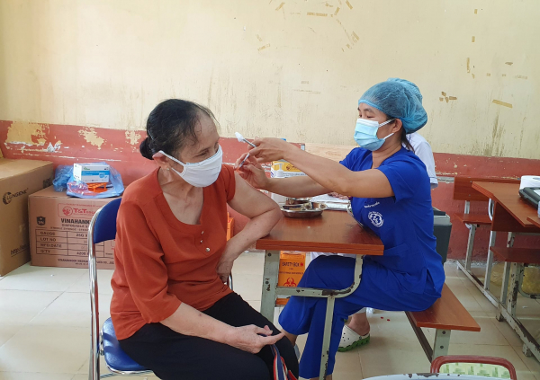 Hà Nội tiếp nhận 418.000 liều vaccine Sinopharm, tiêm thêm hơn 127 nghìn mũi vaccine -0