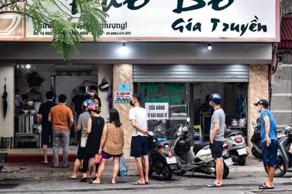 Businesses in Hanoi required to create QR code scan points -0
