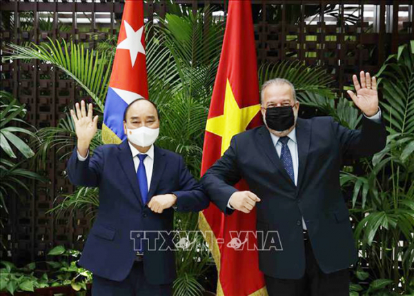 Chủ tịch nước Nguyễn Xuân Phúc hội kiến Thủ tướng Cuba Manuel Marrero Cruz -0