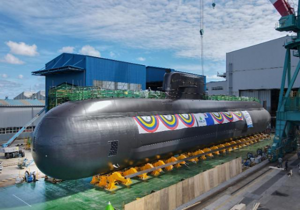 Hàn Quốc hạ thủy tàu ngầm mang tên lửa đạn đạo -0