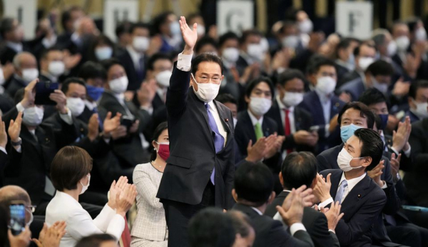 Thách thức chờ đợi người kế nhiệm Thủ tướng Nhật Bản Suga Yoshihide -0
