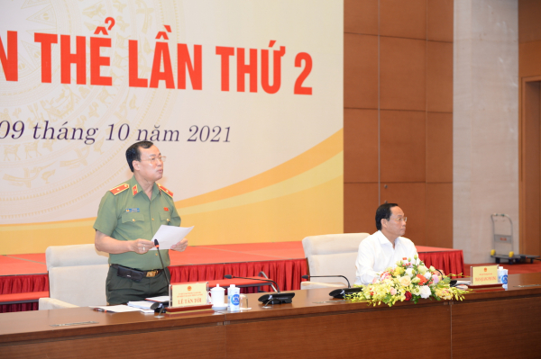 Thẩm tra Báo cáo về kết quả thực hiện nhiệm vụ, ngân sách quốc phòng, an ninh năm 2021 -0