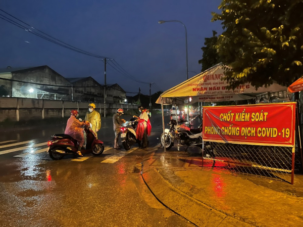 Công an hưu trí tích cực tham gia phòng, chống dịch COVID-19 -0