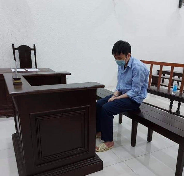 Y án 9 năm tù đối tượng cướp tiệm vàng ở Hà Nội -0