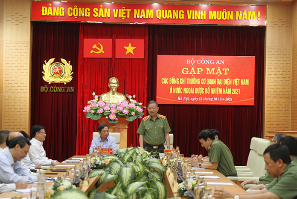 Bộ Công an gặp mặt các đồng chí Trưởng Cơ quan đại diện Việt Nam ở nước ngoài -0