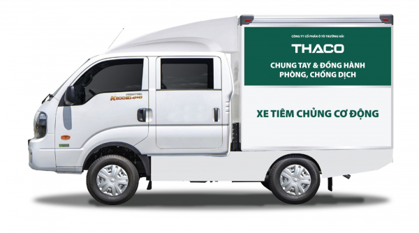 Thaco trao tặng TP Hà Nội 300.000 bộ kit test nhanh COVID-19 v à 30 xe cứu thương -0
