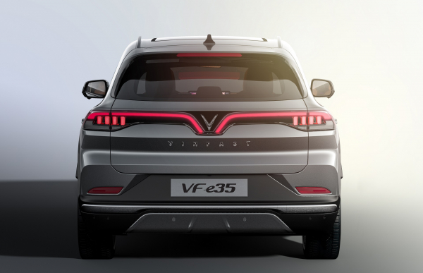 VinFast công bố 2 mẫu xe điện tại Los Angeles Auto Show 2021 -0