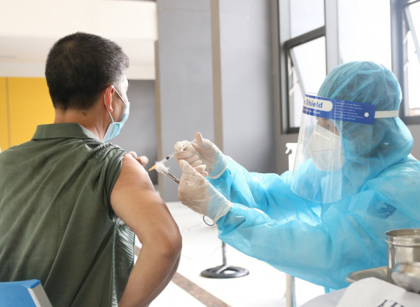 TP Hồ Chí Minh đẩy nhanh tiến độ tiêm đủ liều vaccine -0