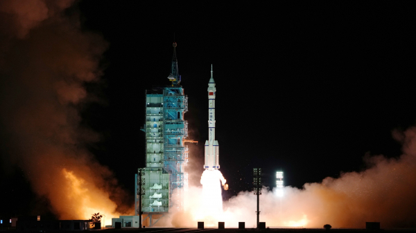 Trung Quốc phóng thành công phi hành đoàn lên vũ trụ trong nhiệm vụ đầy tham vọng -0
