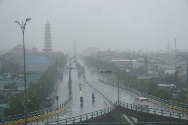 Đà Nẵng ứng phó lũ quét khu vực ven sông do mưa lớn trên diện rộng  -0