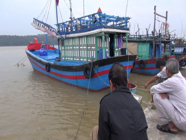 Quảng Ngãi: Bốn ngư dân trên tàu cá bị mất tích trên biển -0