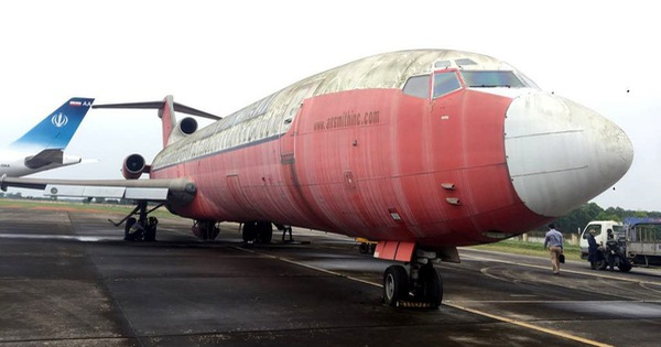Máy bay bị bỏ quên 14 năm tại Nội Bài, nhiều năm không xử lý xong -0