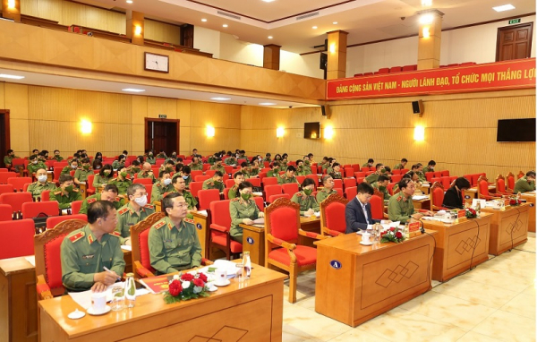 Seminar discusses building of grassroots-level Party organizations in Public Security Forces -0
