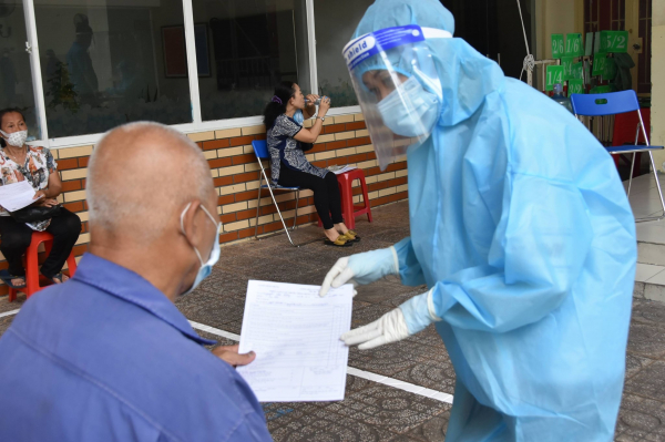 Hôm nay cả nước có 5.637 ca nhiễm COVID-19, TP Hồ Chí Minh giảm F0 -0