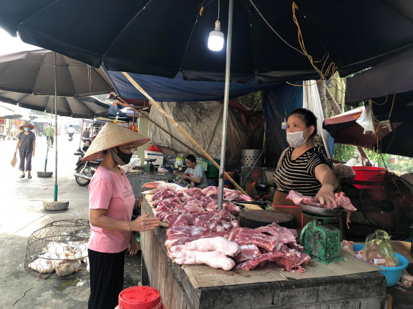 Hà Nội yêu cầu giám sát chặt diễn biến giá thịt lợn -0