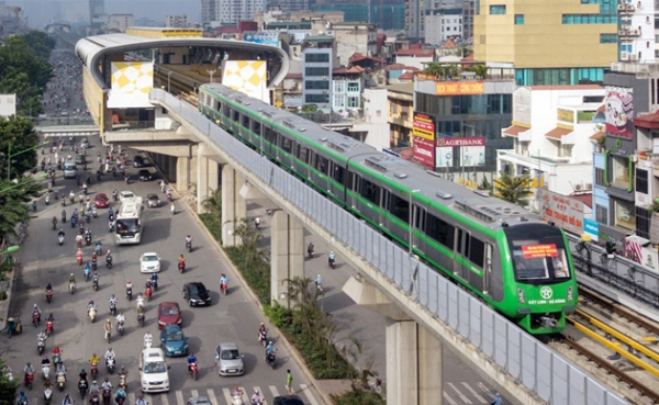 More than 25,000 people try doing Cat Linh-Ha Dong metro -0
