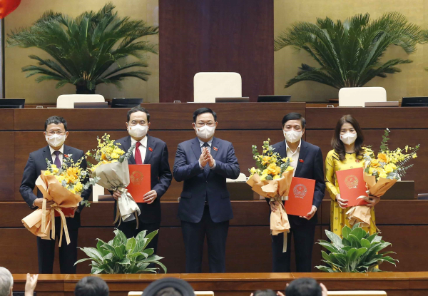 Thành lập Tổ chức Nghị sỹ hữu nghị Việt Nam, Nhóm Nữ đại biểu Quốc hội và Nhóm Đại biểu Quốc hội trẻ -0
