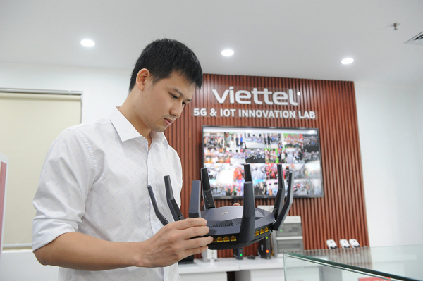 Mỗi năm gần 1.000 nhân sự trẻ trong lĩnh vực công nghệ cao chọn Viettel là nơi làm việc -0