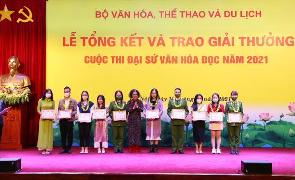 Sinh viên Học viện An ninh Nhân dân đạt giải Nhất cuộc thi Đại sứ Văn hoá đọc -0