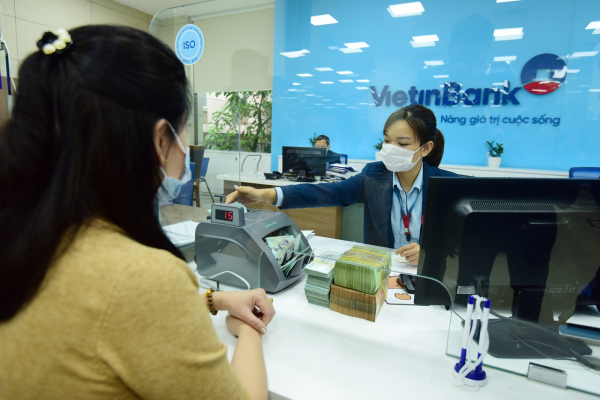 VietinBank tiến sát mục tiêu kế hoạch năm 2021 -0