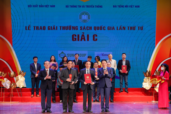 Giải thưởng Sách quốc gia là Giải thưởng uy tín và thước đo hiệu quả của công tác xuất bản  -0