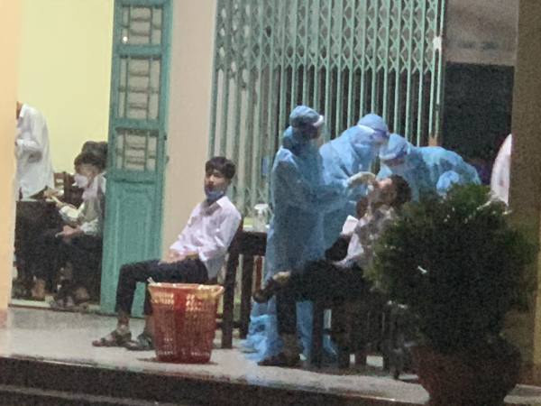 Quảng Nam: Phát hiện gần 20 ca dương tính COVID-19 tại trường PTTH Nguyễn Duy Hiệu -2