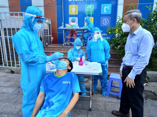 Hôm nay, cả nước có 9.839 ca nhiễm COVID-19, Lâm Đồng bắt đầu cách ly y tế F1 tại nhà -0