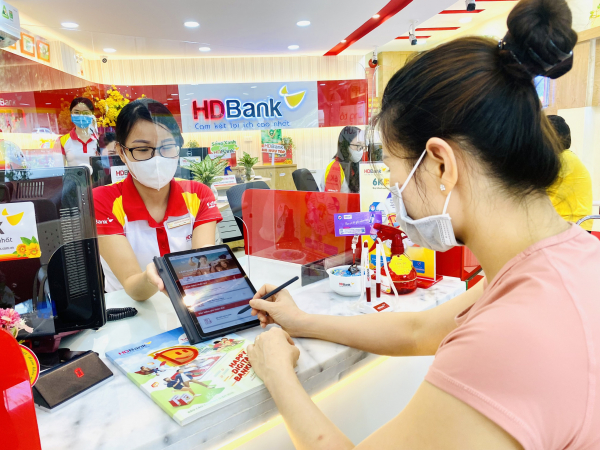 HDbank “tung” ứng dụng giúp khách hàng mua bán ngoại tệ thuận tiện nhất -0