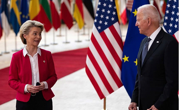 Điều gì khiến Mỹ và EU buộc phải “hợp sức” về thương mại? -0
