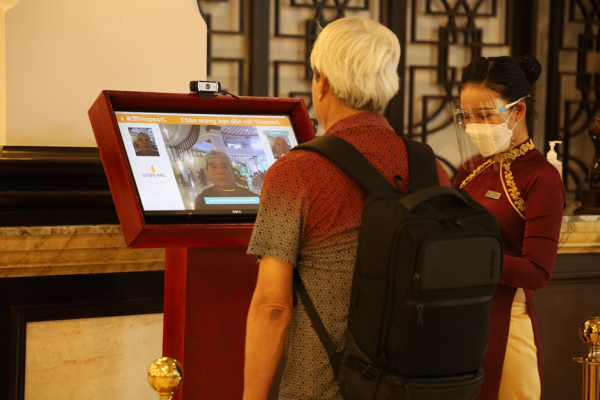 Đoàn du khách quốc tế hộ chiếu vaccine đầu tiên của Việt Nam đến Phú Quốc United Center -0